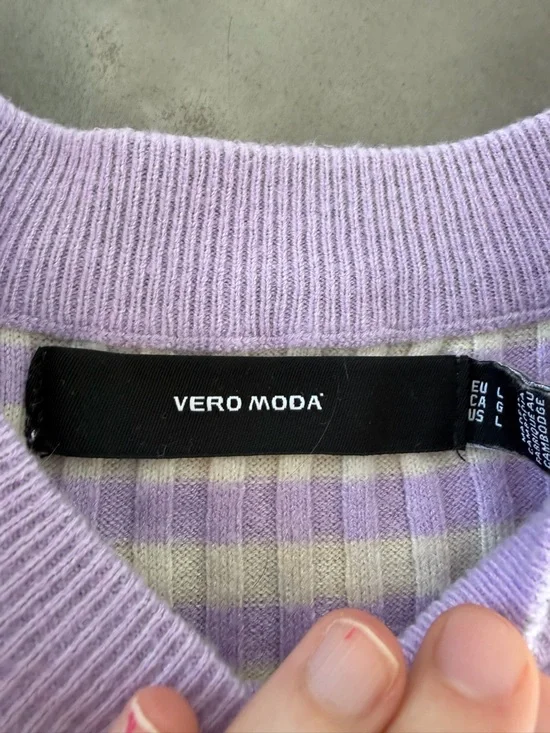 2 Vero Moda Large Top - Picture 4 of 4